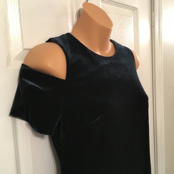Calvin Klein Velvet Green Cold Shoulder Dress Sz 6 - Picture 2 of 7